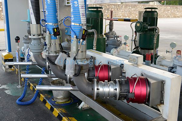 API Bottom Loading Coupler DN100 Semi-Automatic Safeload 